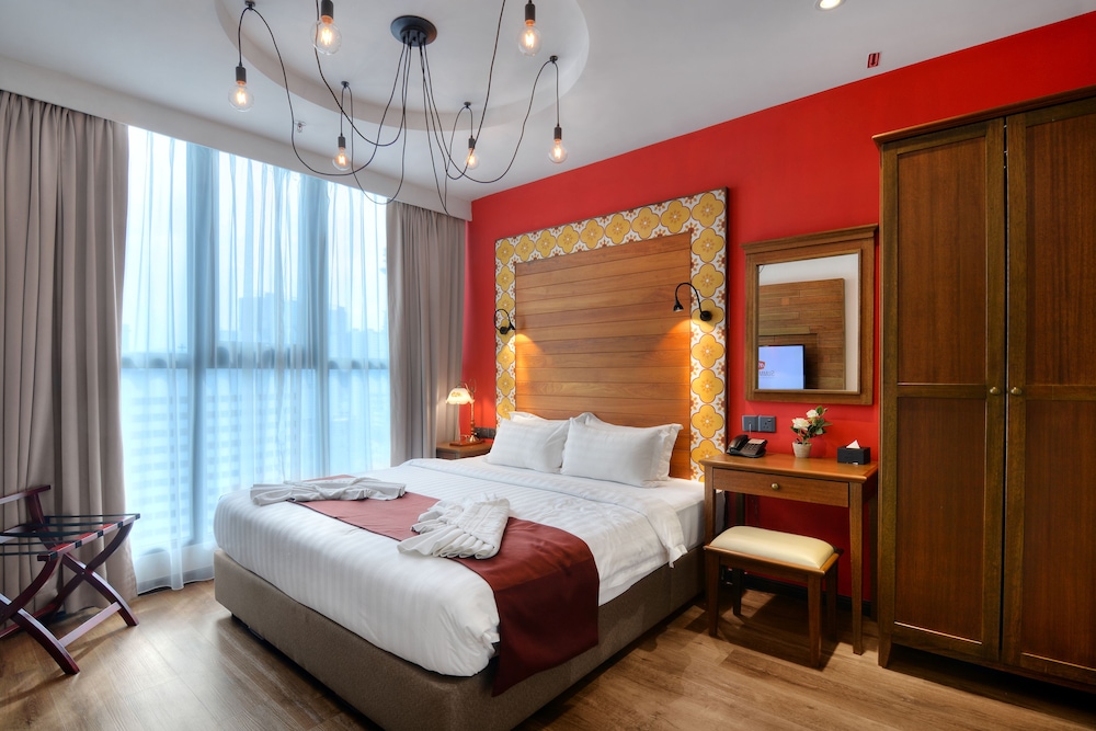 Baroque, Suite, King Bed, Sofa