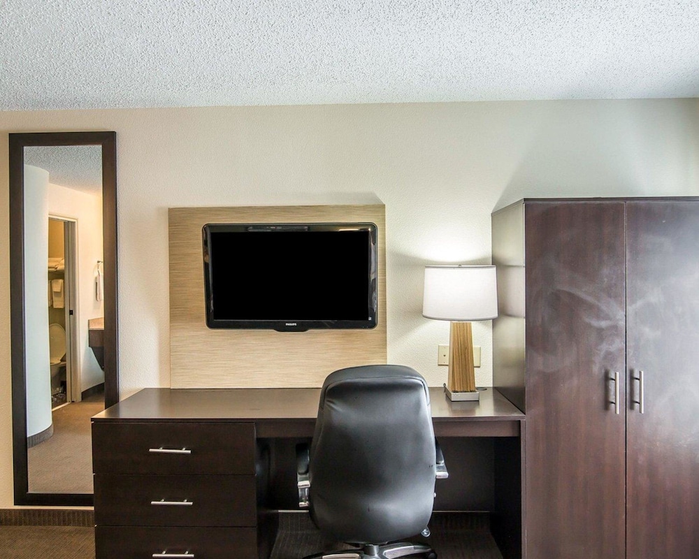 Sleep Inn Joplin 16/19