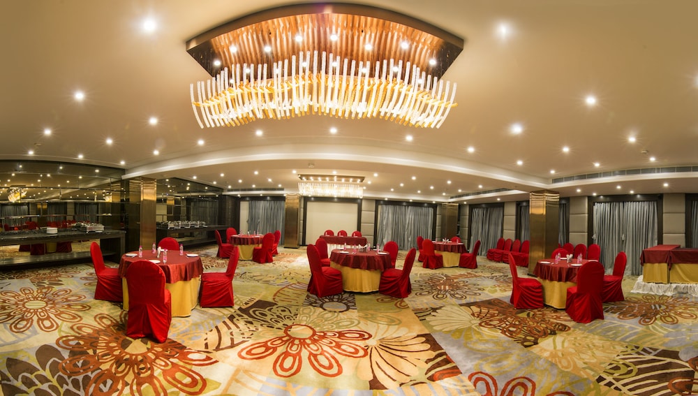 The India Benares 15/16