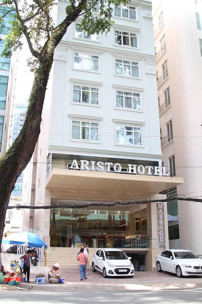 Aristo Saigon Hotel 46/50