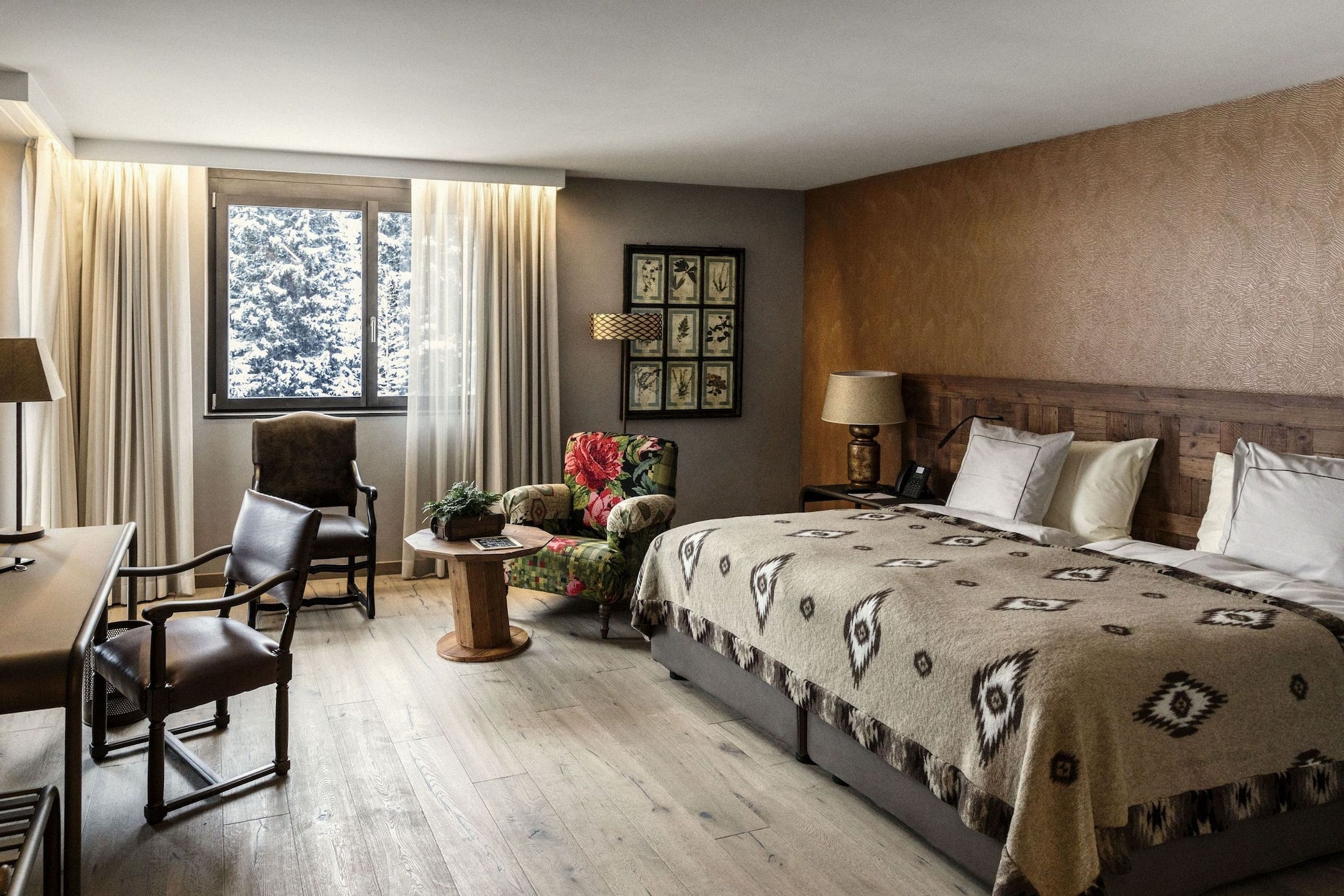 Lifestyle, Double Bed, Balcony