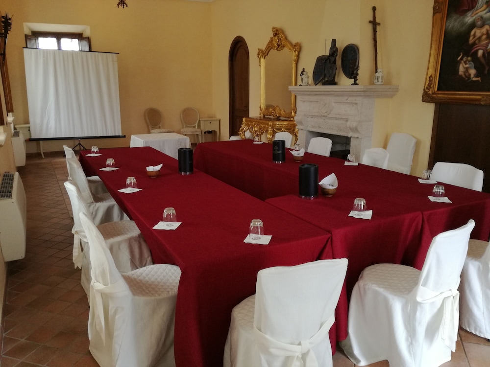Relais Castrum Boccea Hotel 63/69