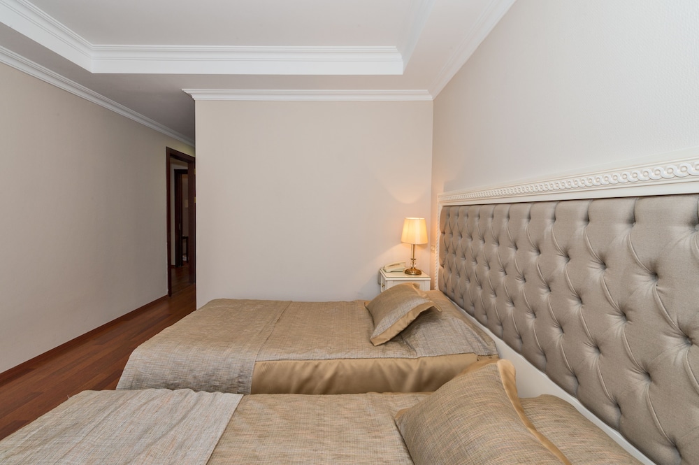 Hotel Daphne 24/64