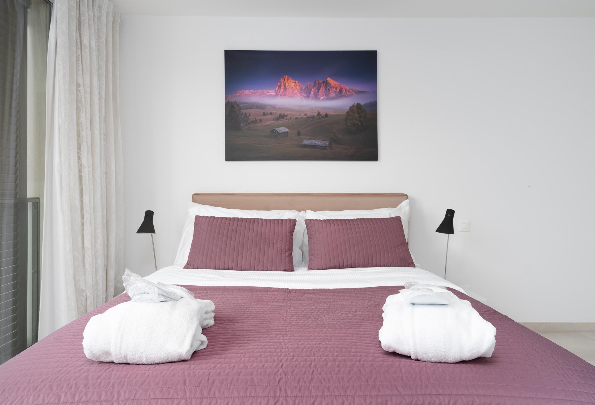 Montreux Lake View Apartments and Spa 2/6