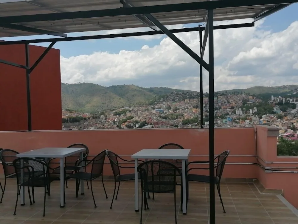 Hotel Casa Autora 40 20/24