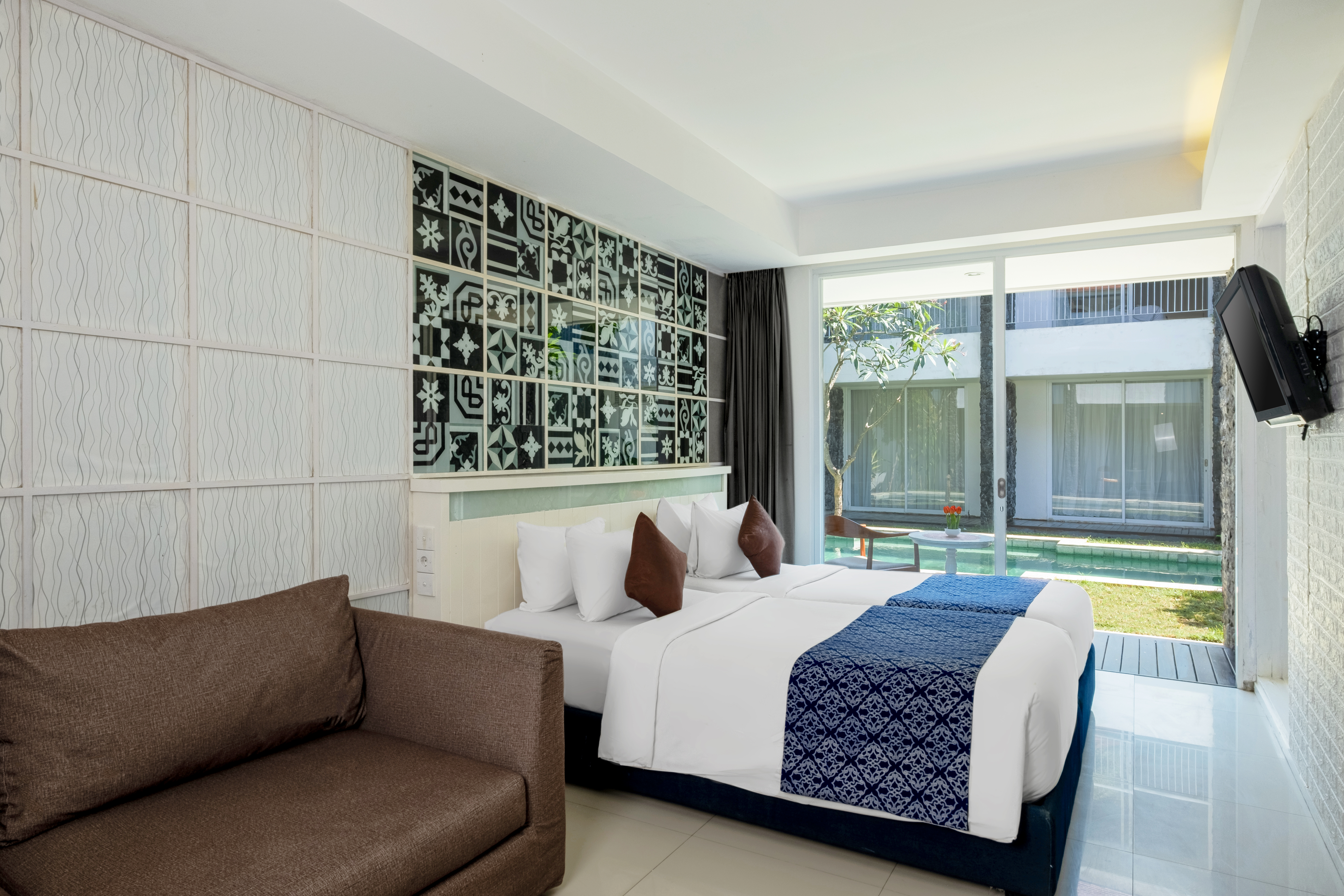 The Kanjeng Suites And Villas Sanur 8/28