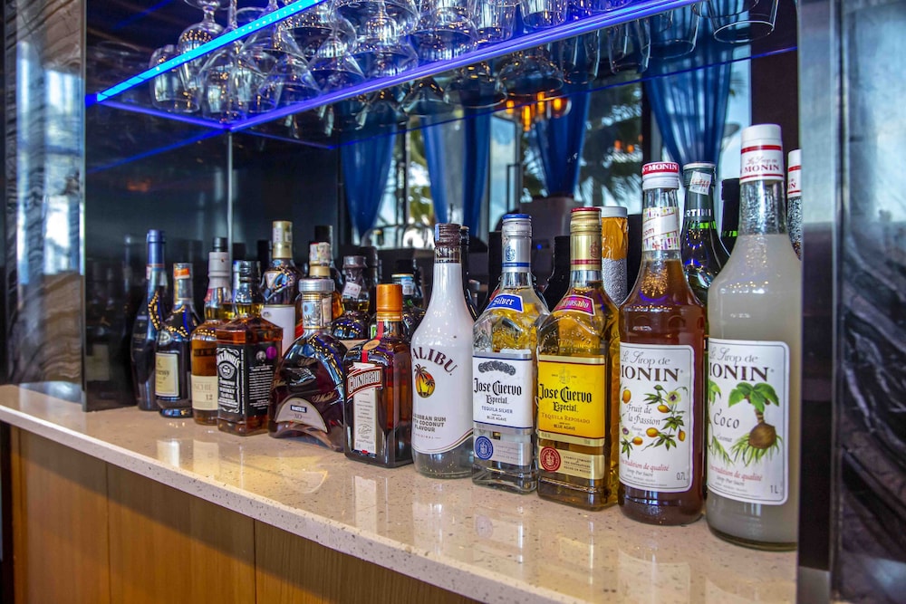 Sanya Serenity Coast Marina Hotel 36/61