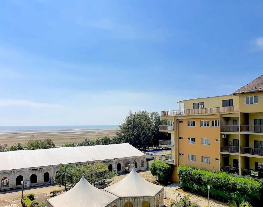 Gold Coast Morib International Resort 2/59