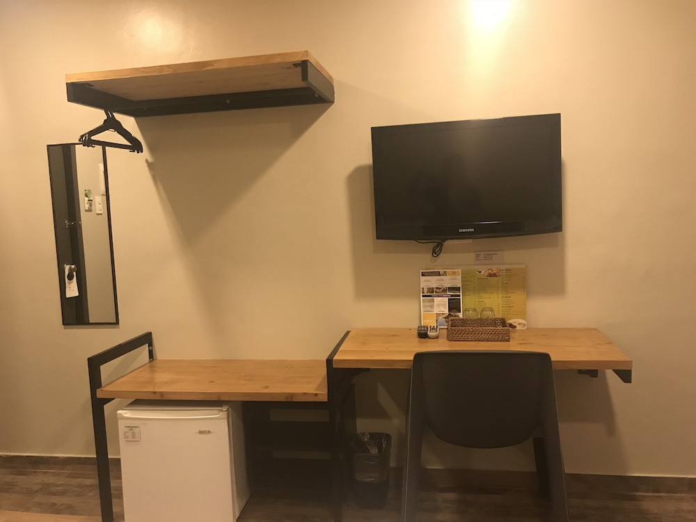 Cebu R Hotel Capitol 25/34