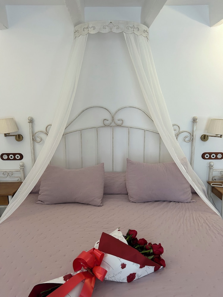 Seranova Luxury Hotel - Adults Only 2/50