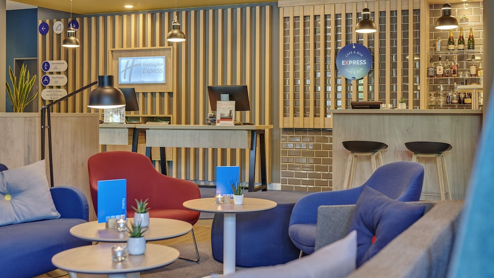 Holiday Inn Express Dortmund Hotel 26/46