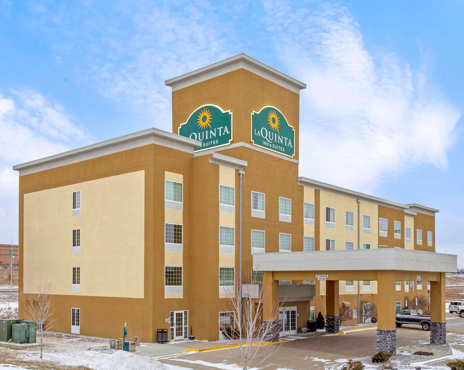 La Quinta Inn & Suites by Wyndham Dickinson 4/50
