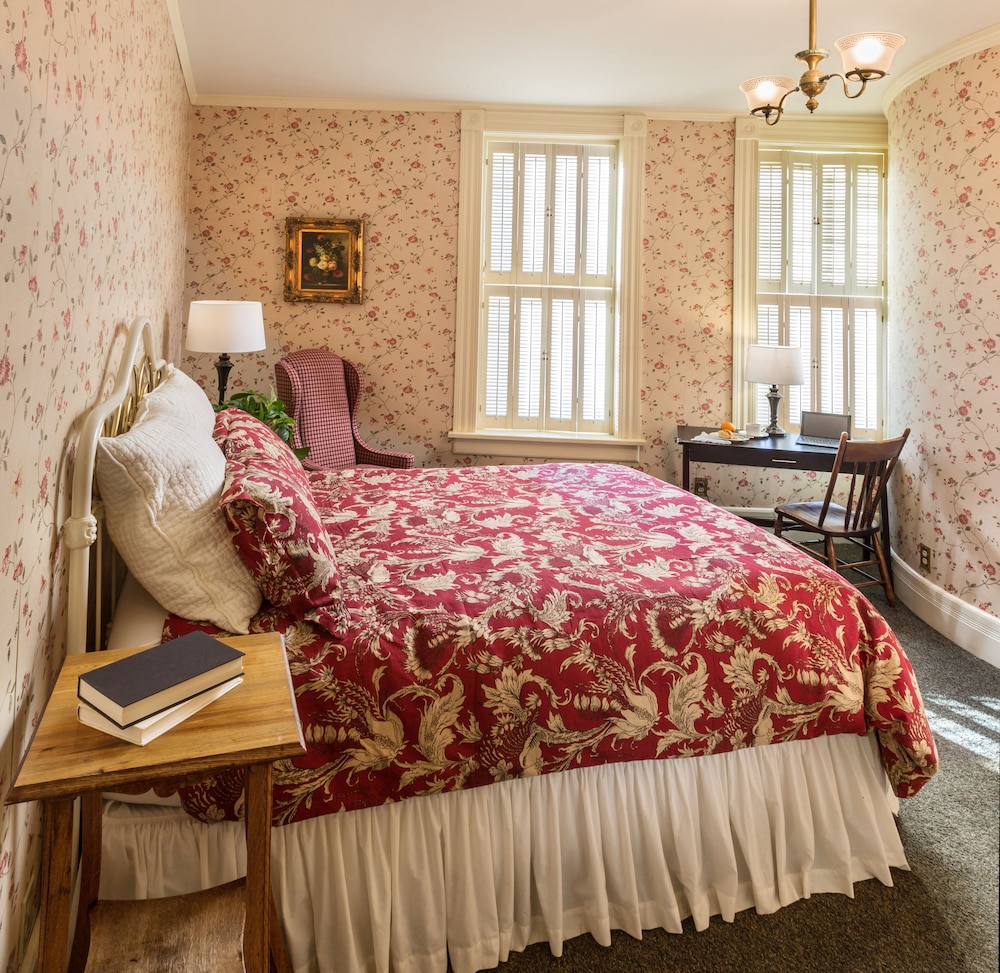 Washington House Inn 17/70