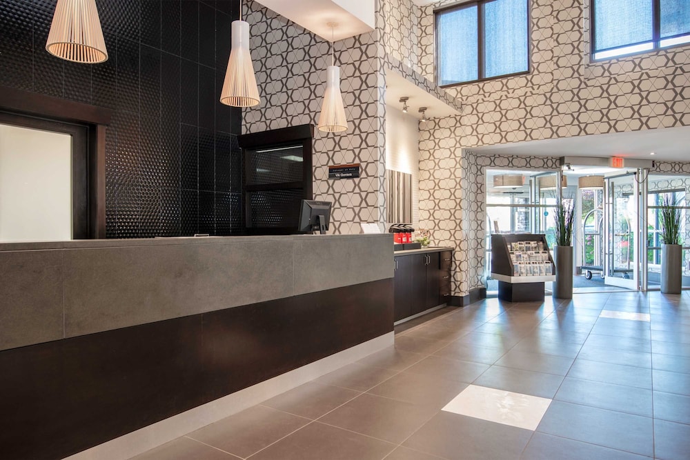 Sandman Hotel & Suites Abbotsford 3/36
