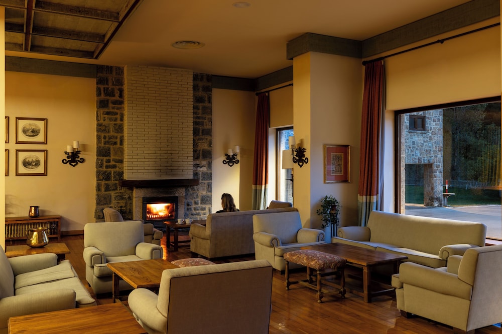 Parador De Fuente De 34/66