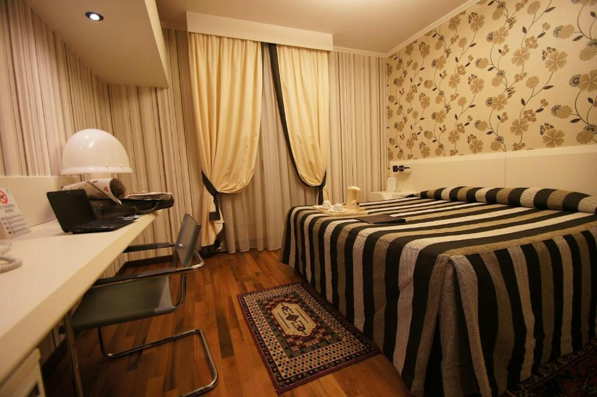 Phi Hotel Principe 34/60