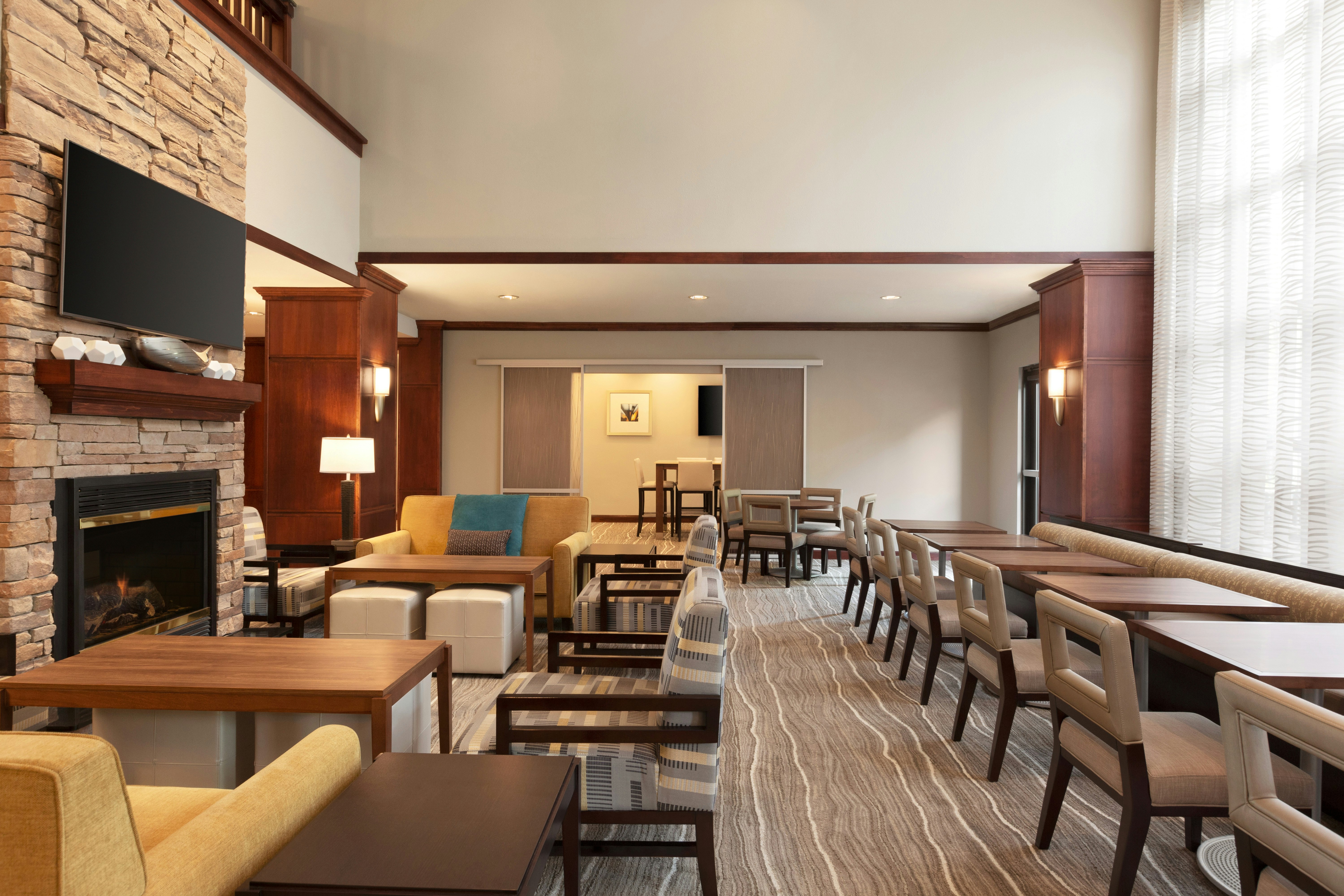 Staybridge Suites Tampa East Brandon 43/54