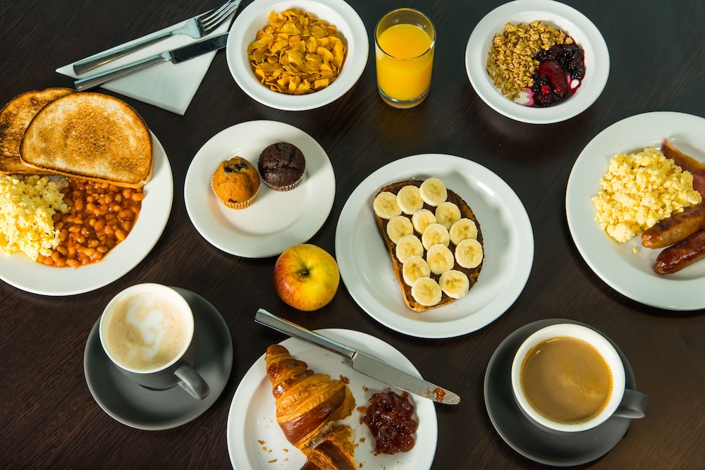 Holiday Inn Express Peterborough 33/43
