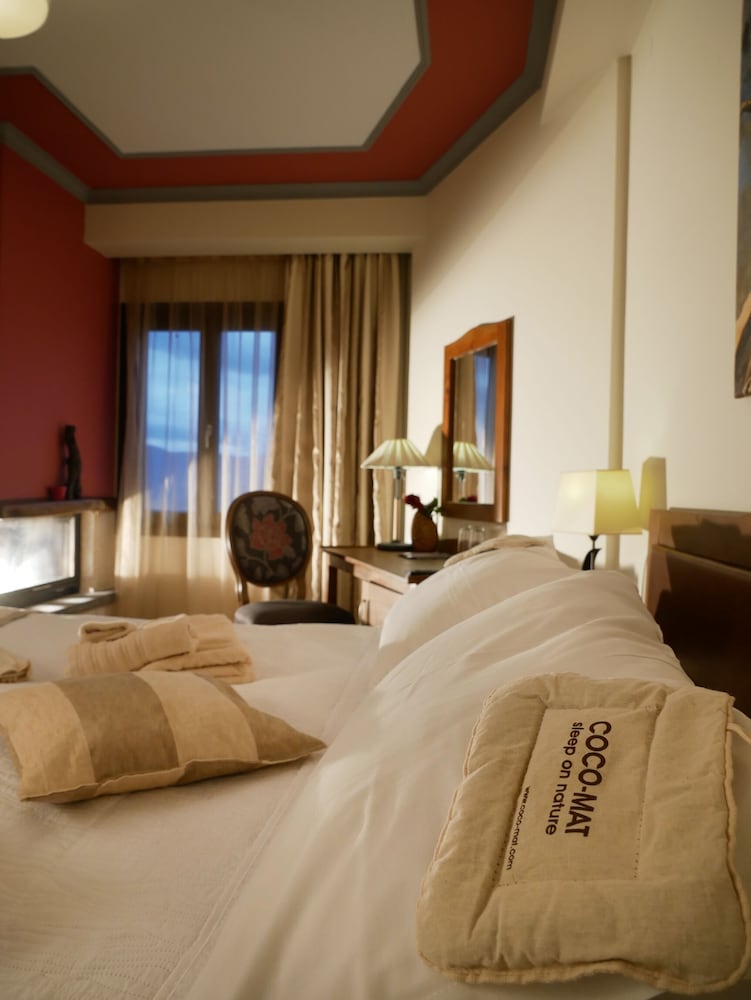 Hotel Rodovoli 8/50