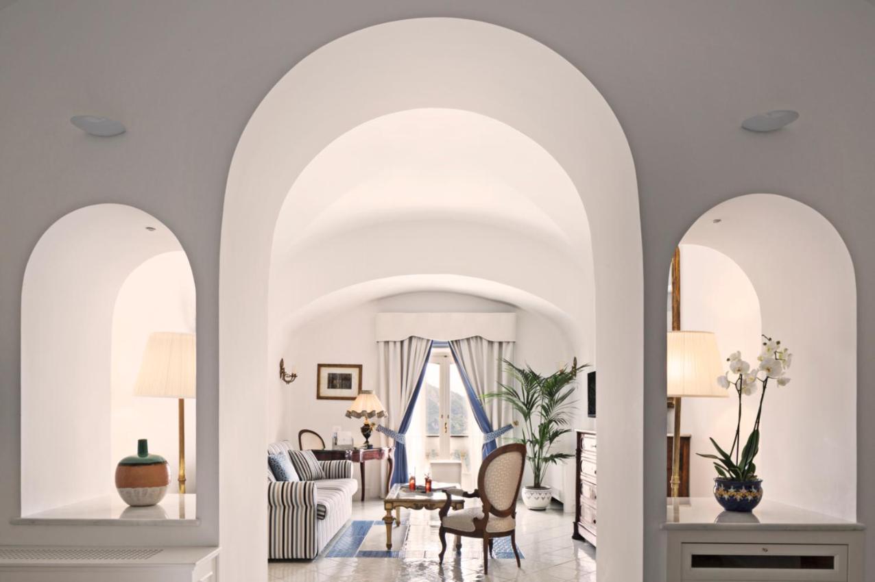 Junior Suite, Pool View