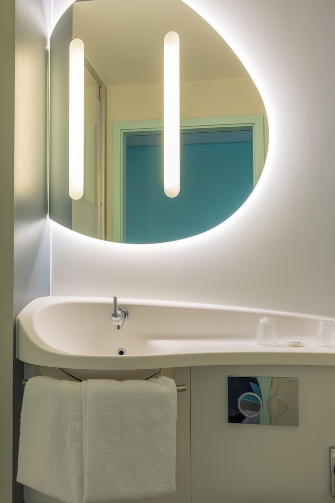 Ibis Budget Geneve Palexpo Aeroport 12/63