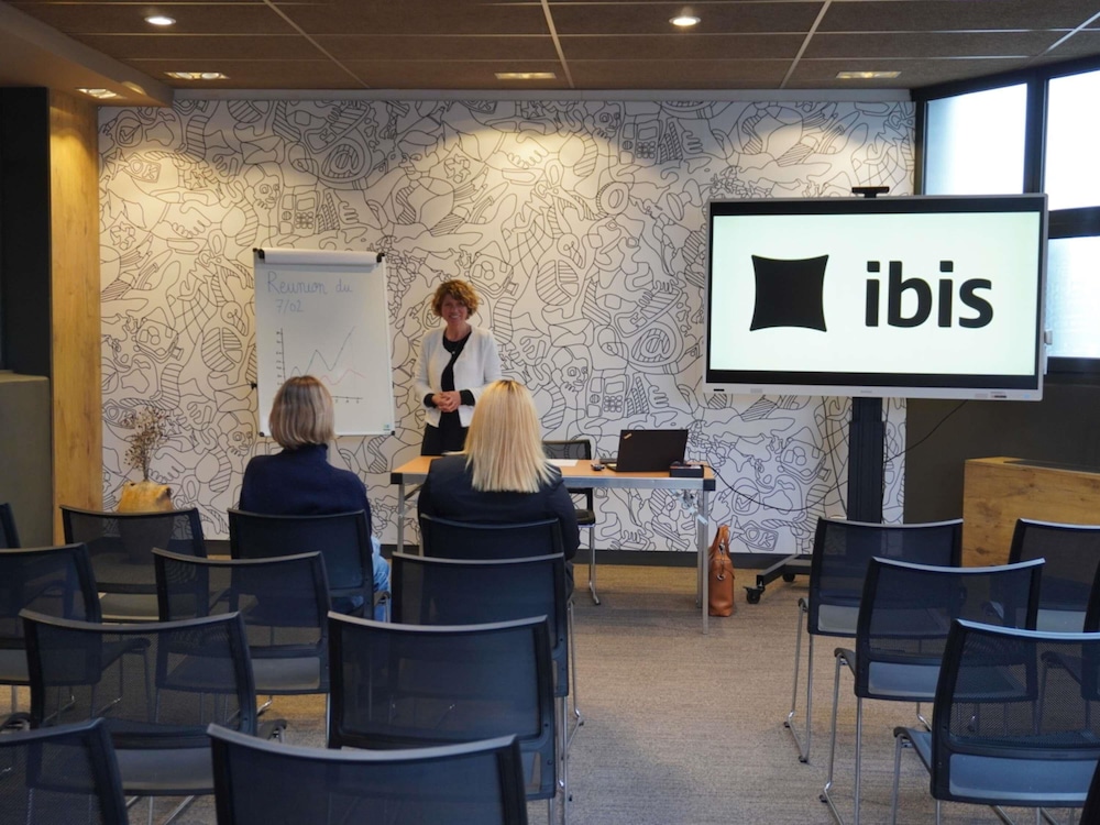 Ibis Valence Sud 63/73
