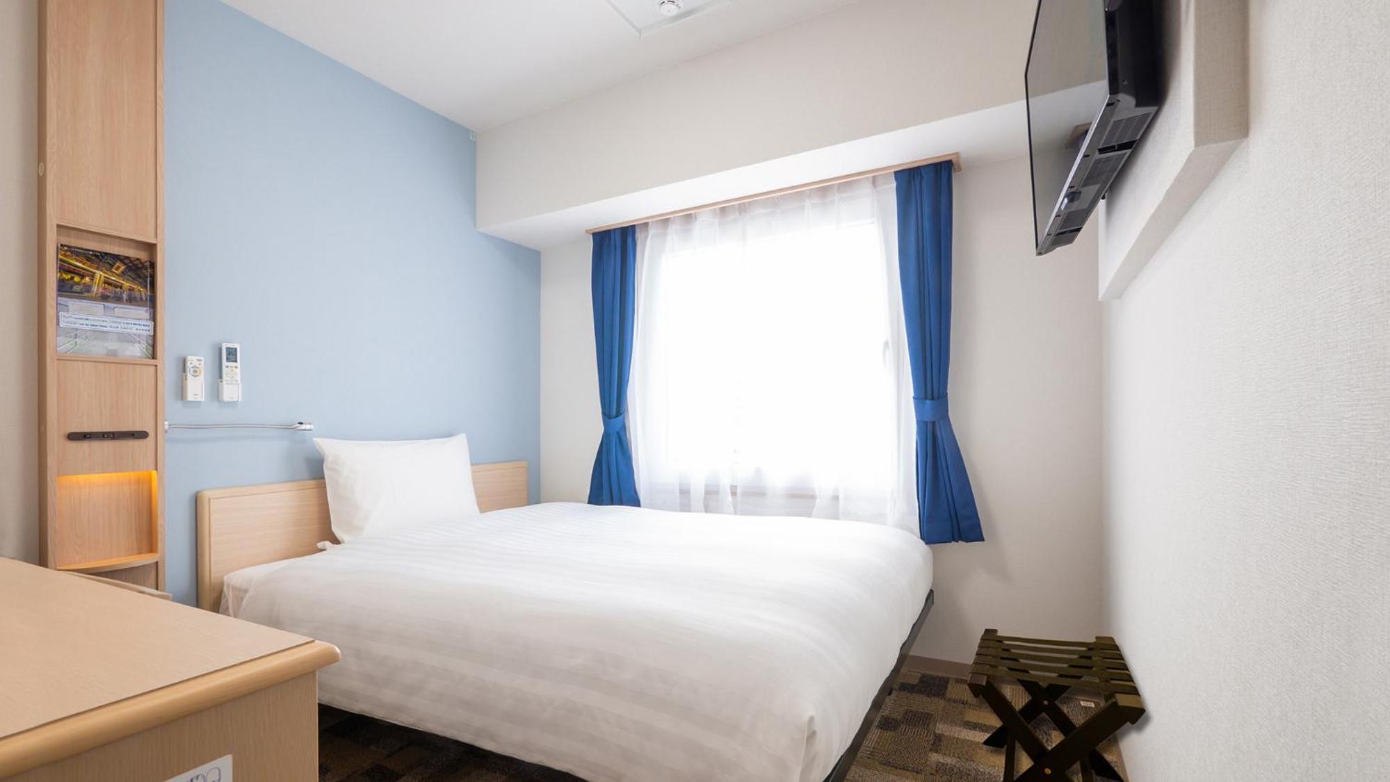 Room, Single, Electronic Cigarette Only, Smoking