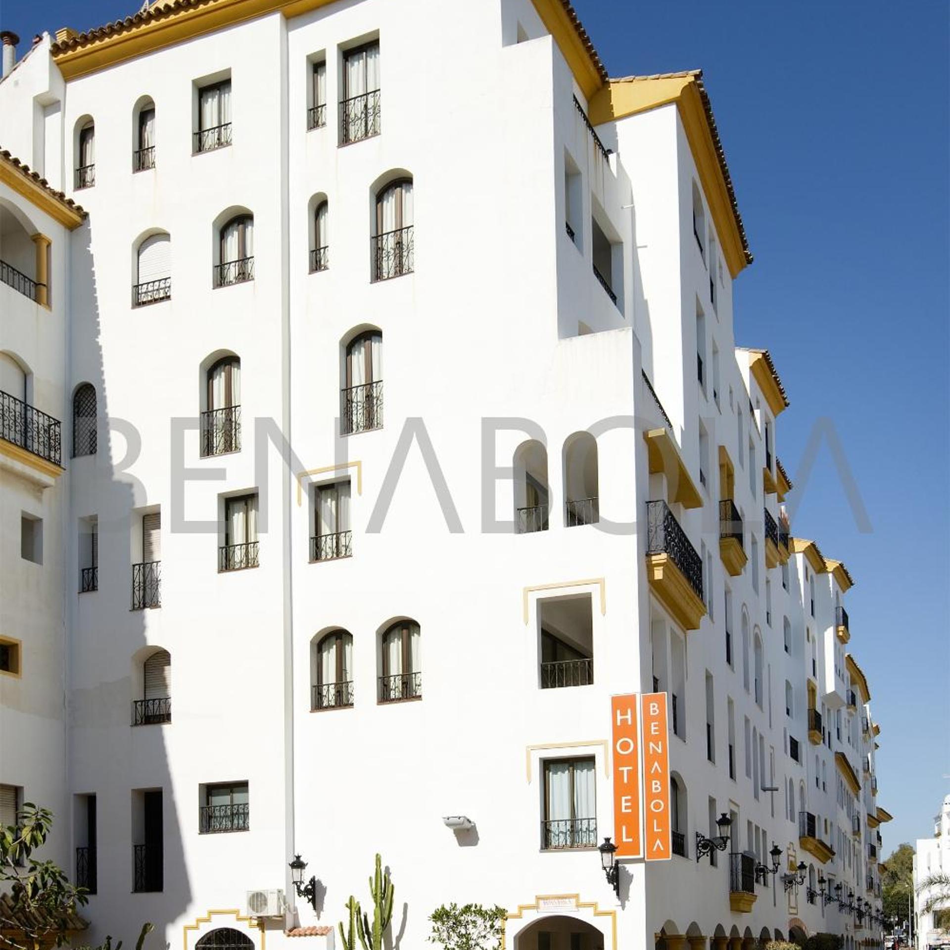 Benabola Apartments 2/49