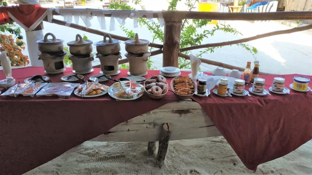 Mocco Beach Villa 57/78