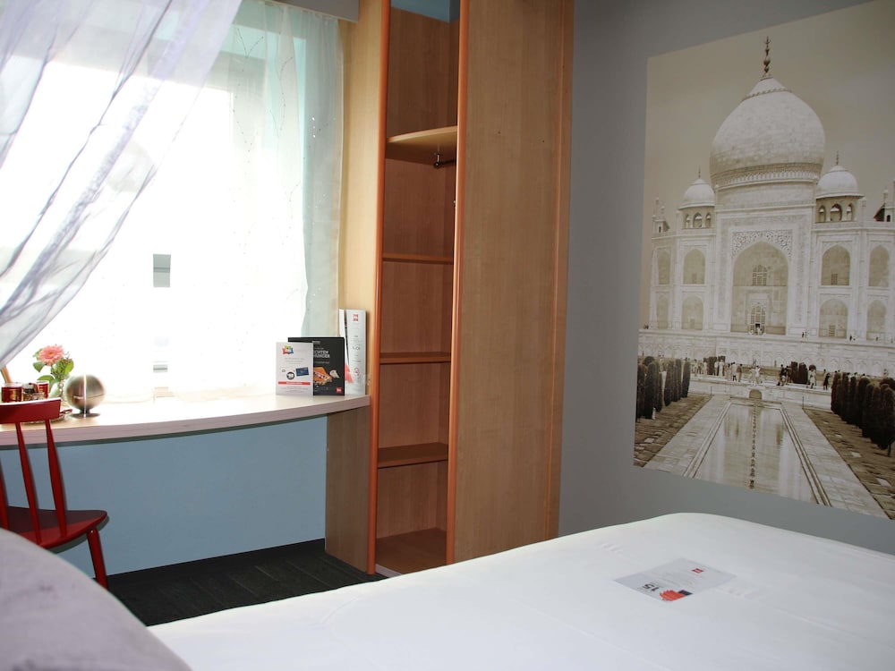 IBIS BERLIN SPANDAU 50/50