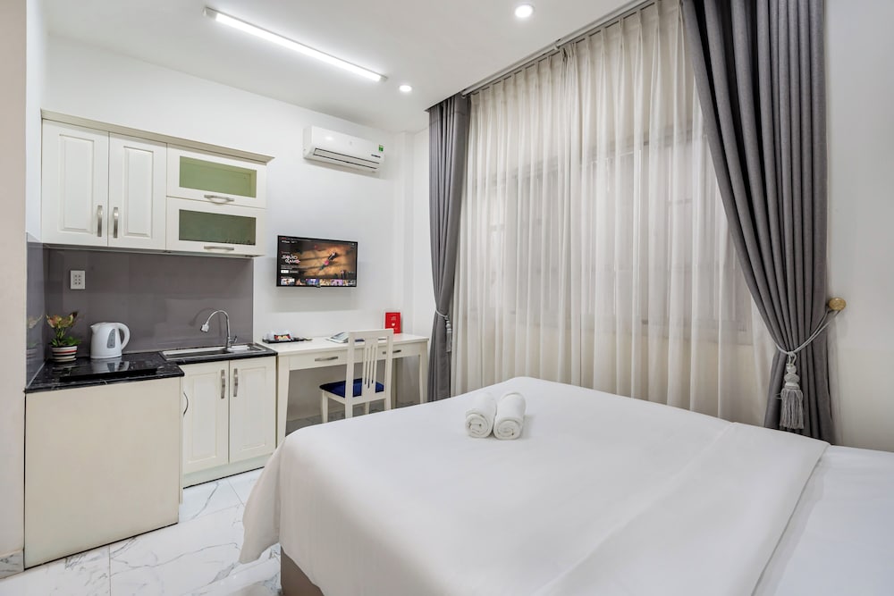 Lyna Apartment 16/46