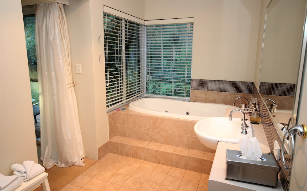MARGARET RIVER BED AND BREAKFAST 48/48