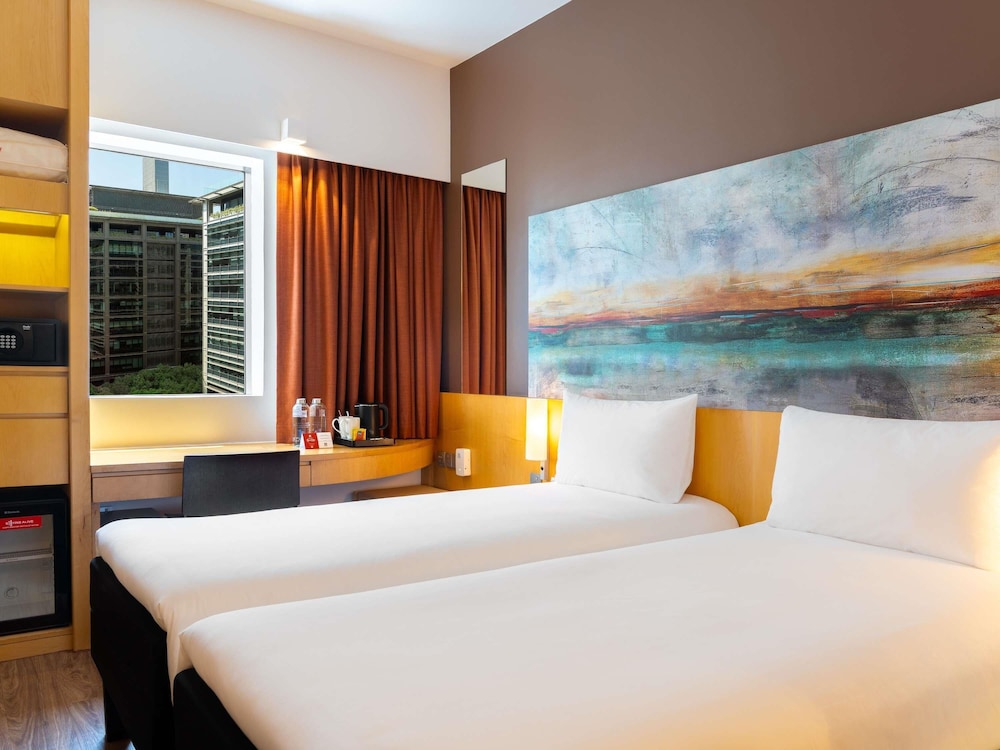 PREMIUM, TWIN BEDS, ACCESSIBLE