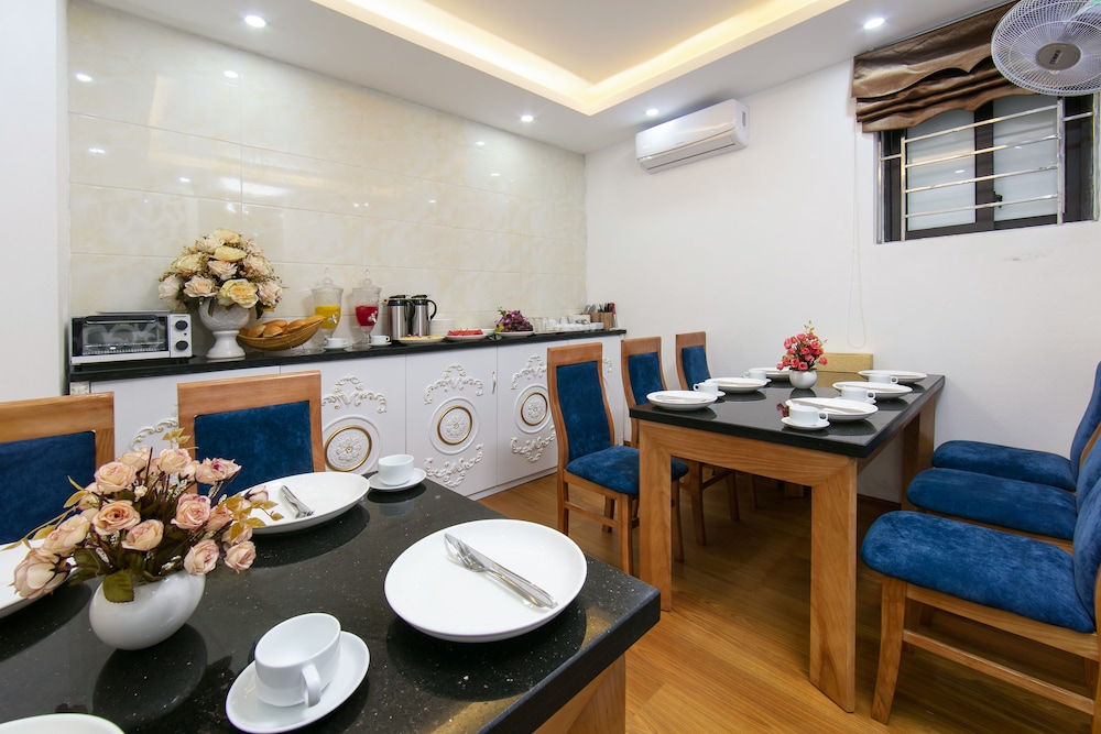 Hanoi Golden Hotel 12/47