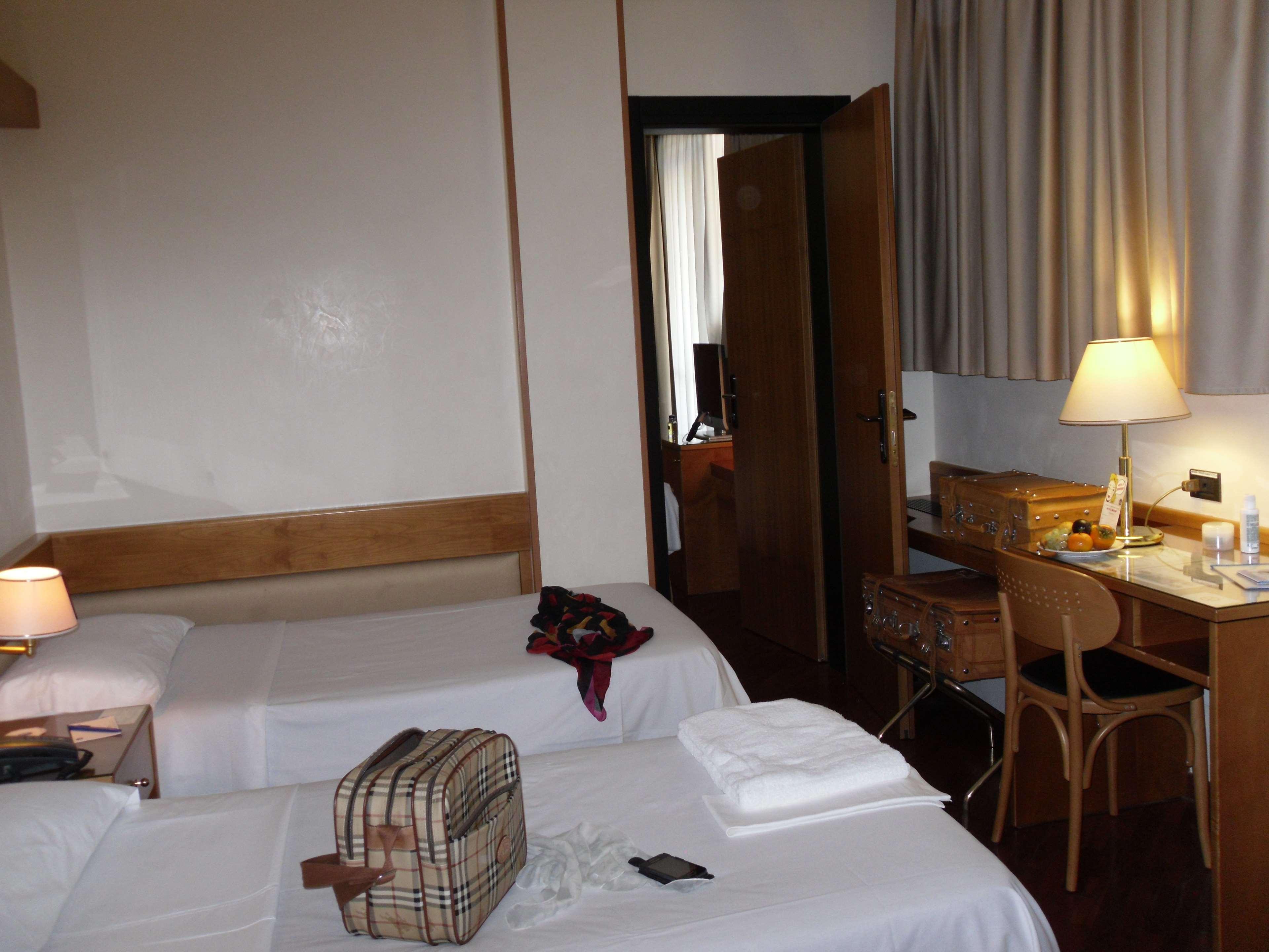 2 Bedrooms, Connecting, Family, King and Twin Beds, Terrace