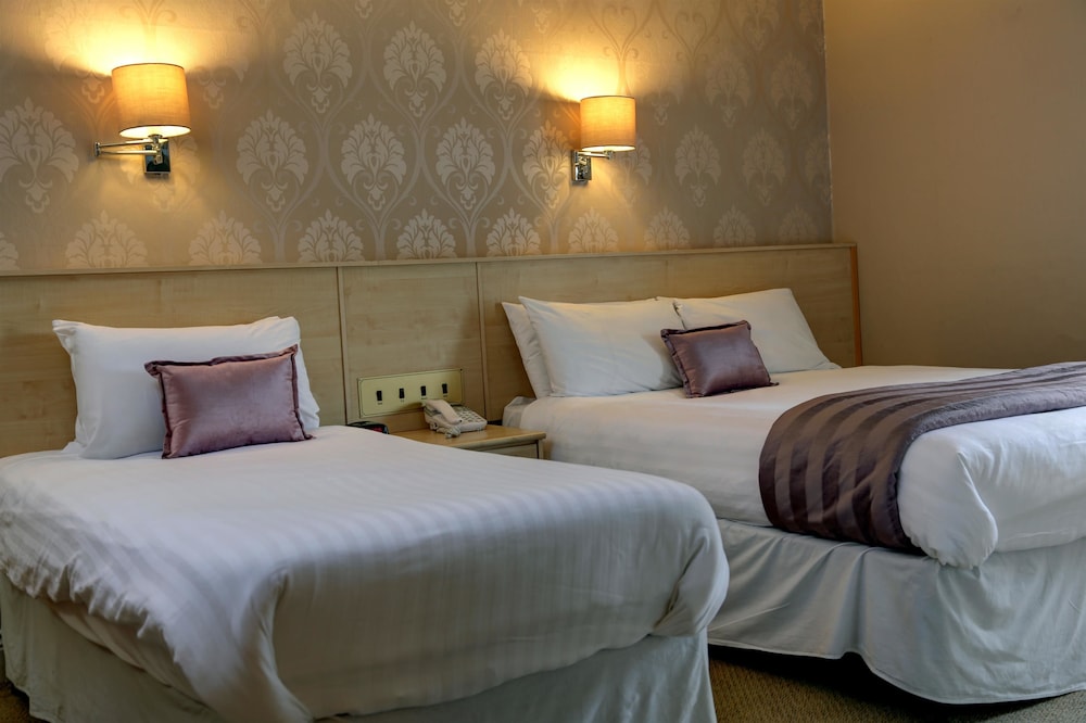 STANDARD, TRIPLE, MULTIPLE BEDS