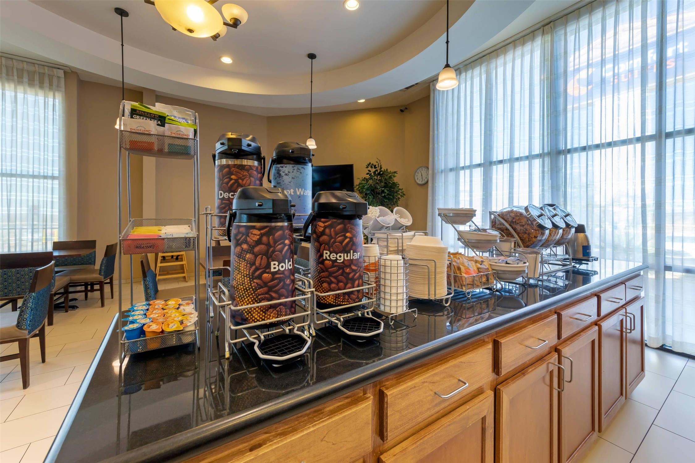 Comfort Suites Barstow Near I-15 32/51