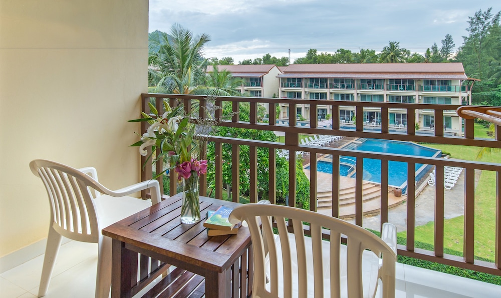 Lanta Pura Beach Resort 20/28