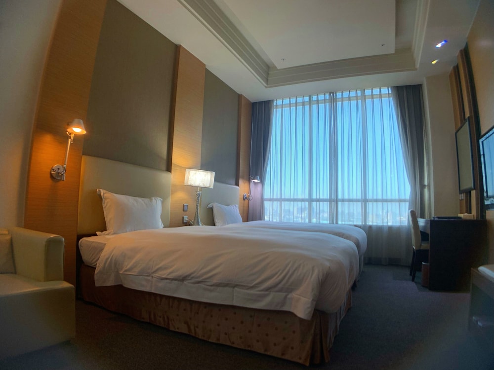 EVER DELIGHTFUL BUSINESS HOTEL 28/61