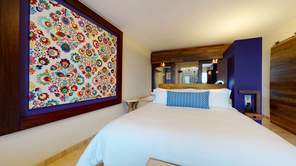 JUNIOR SUITE, OCEAN VIEW