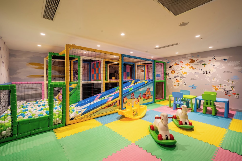 Lara Eyfel hotel 24/31