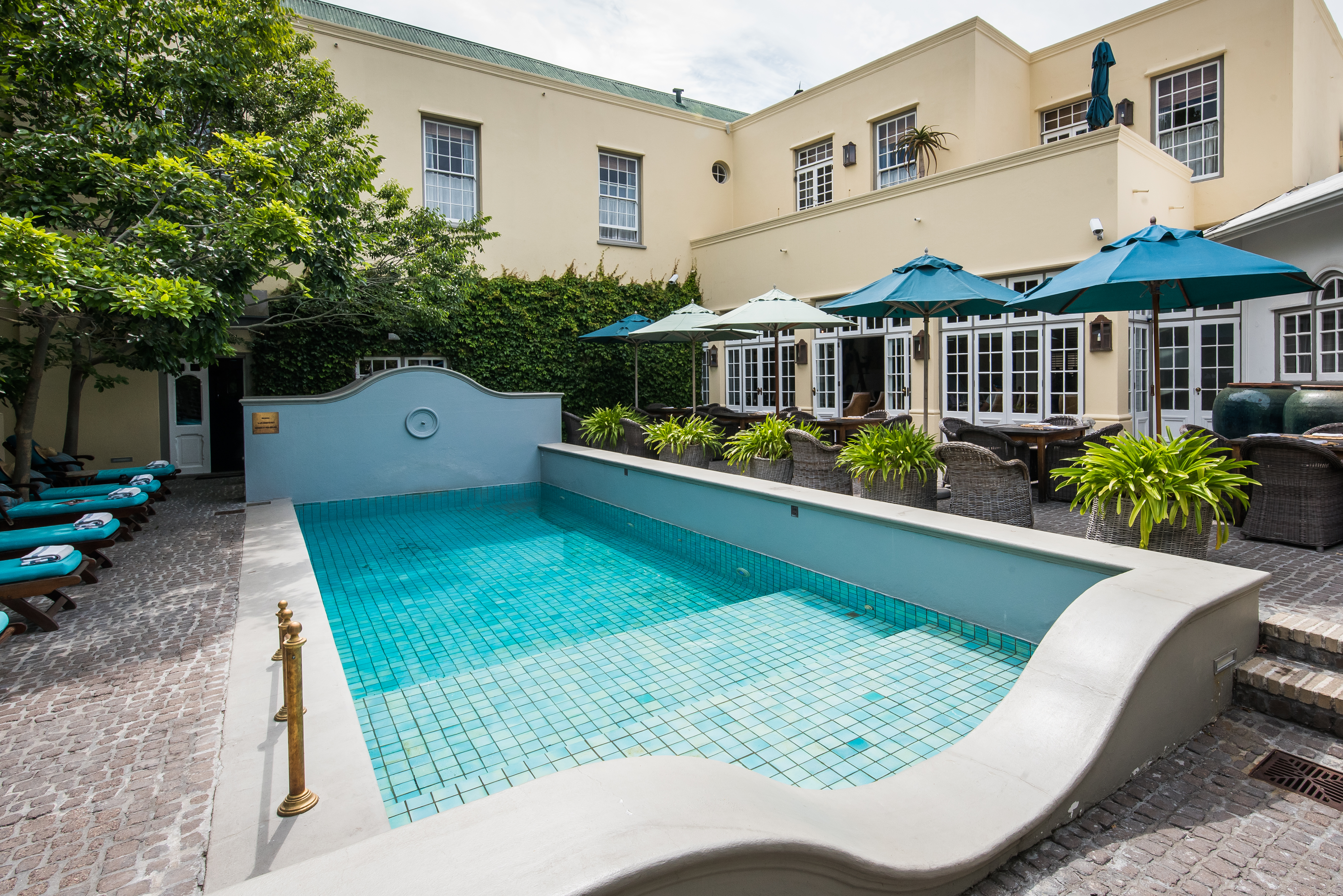 Hout Bay Manor 35/38