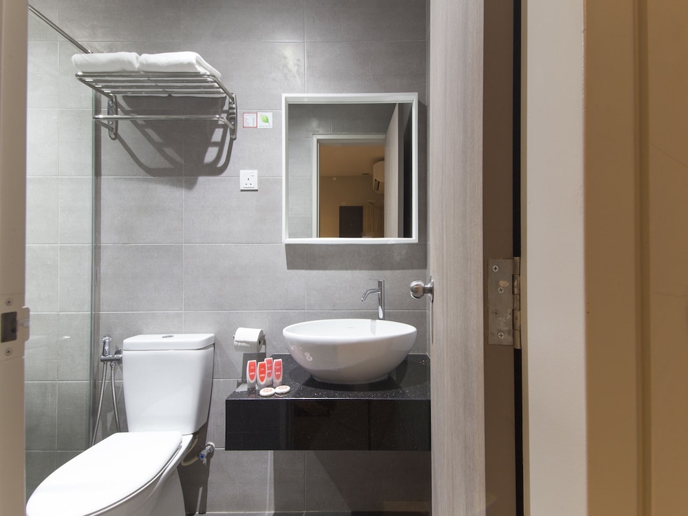 Yootel Boutique Hotel 23/24