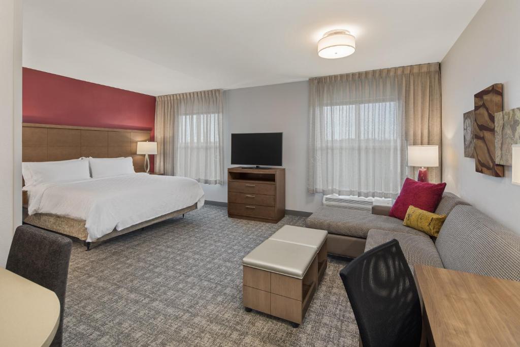 1 Bedroom, Suite, King Bed, Accessible