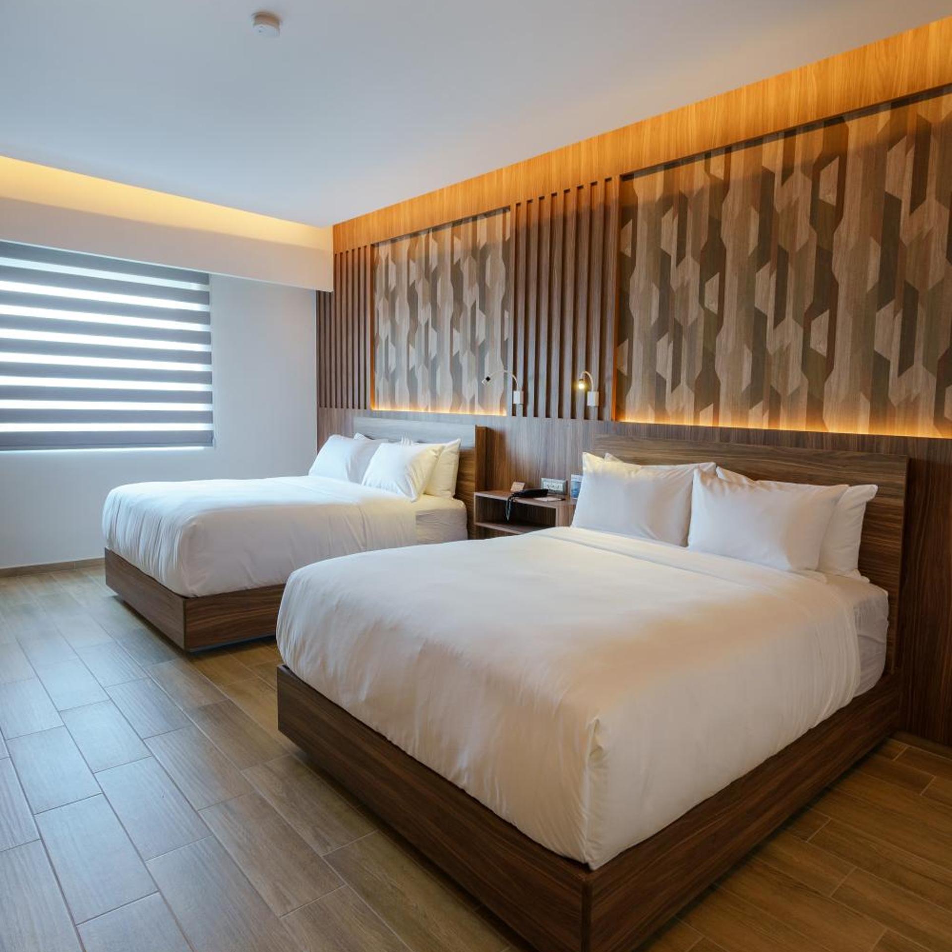 SUITE, 2 QUEEN BEDS