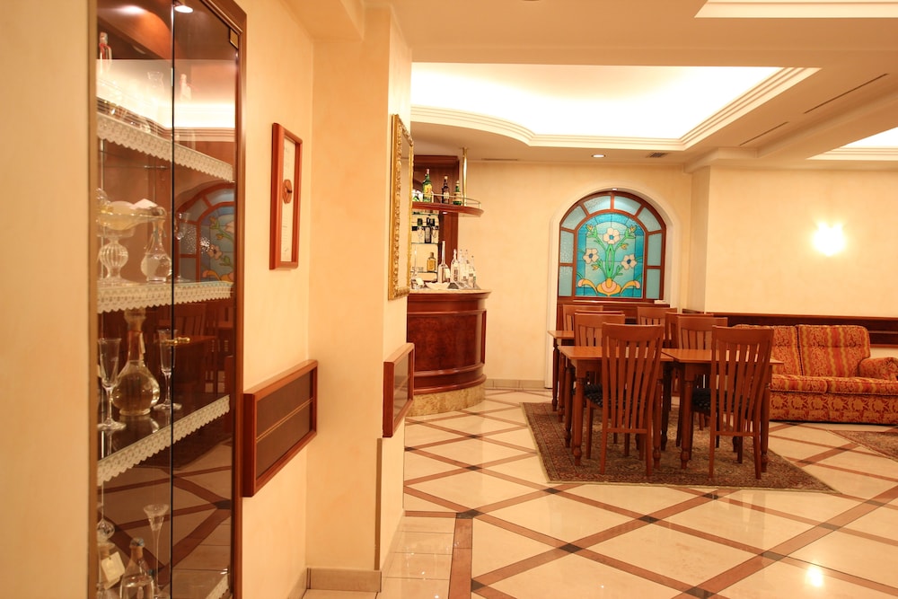 Mokinba Hotel Montebianco 57/71