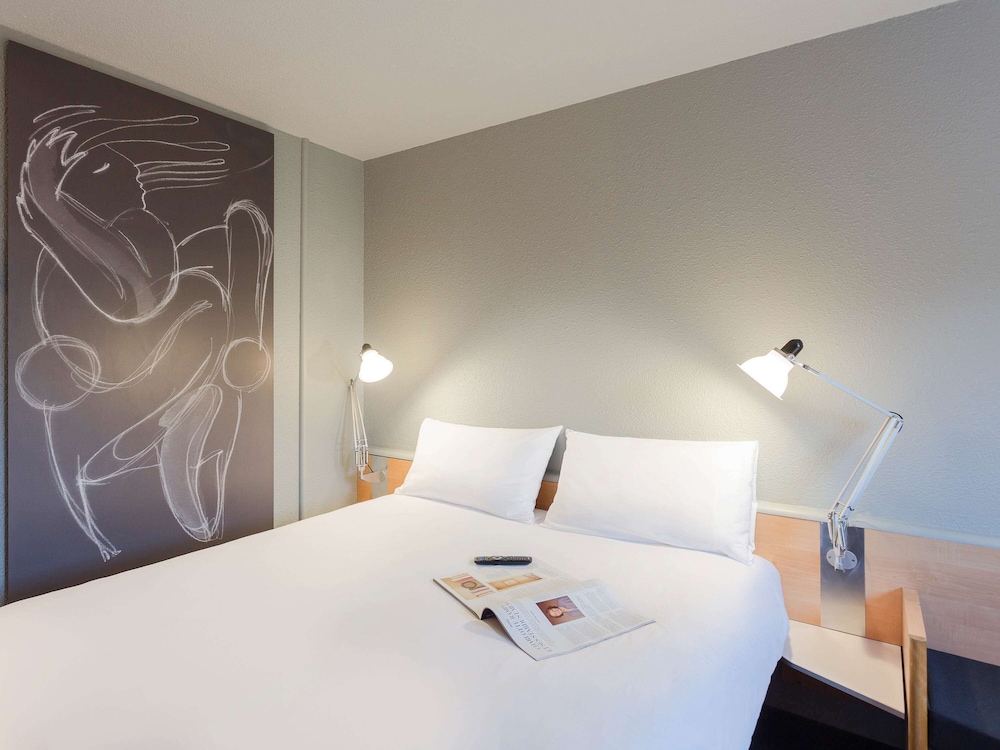 Ibis Bourges 14/70