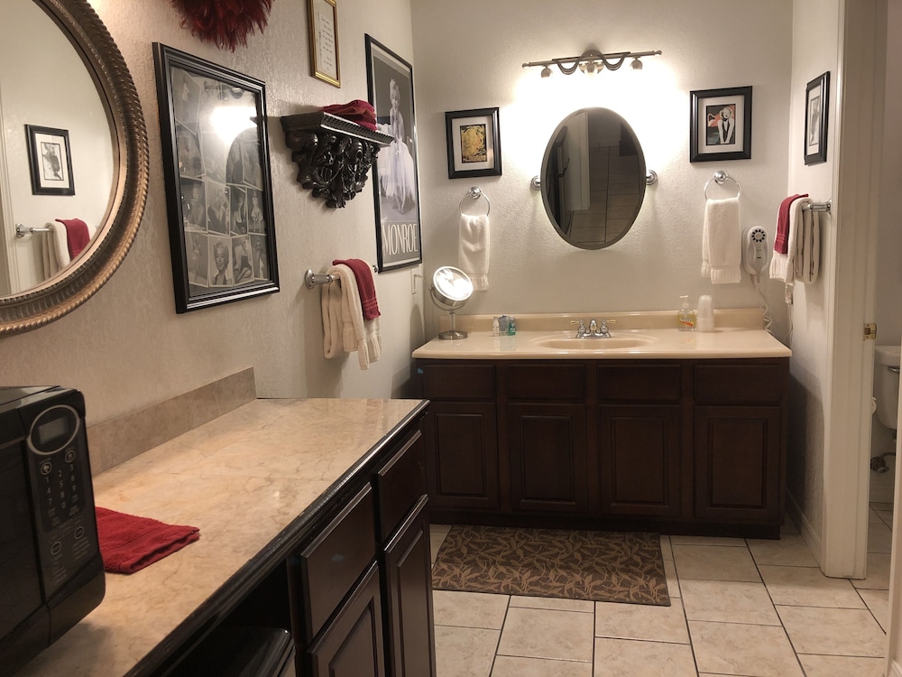 Echo Canyon Manor 58/76