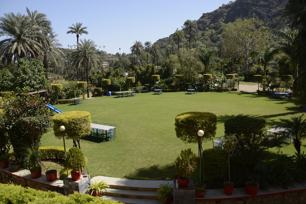 Achal Resort 23/50