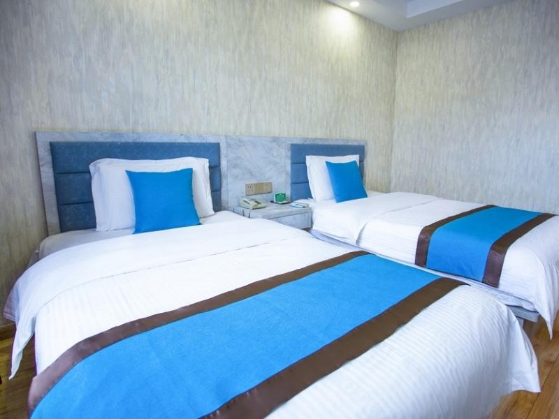 GreenTree Alliance Hulunbeier Zhalantun Railway Station Hotel 21/42